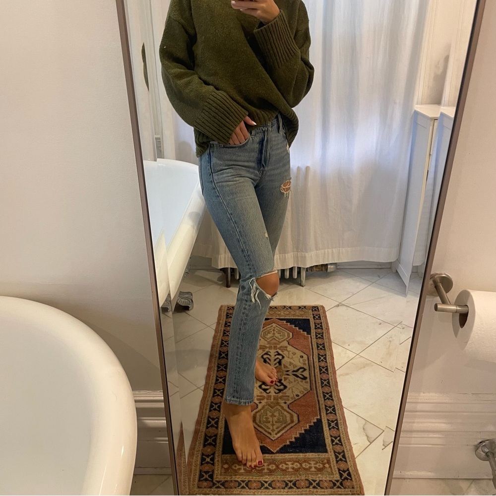 Levi’s 501 Distressed Jeans
